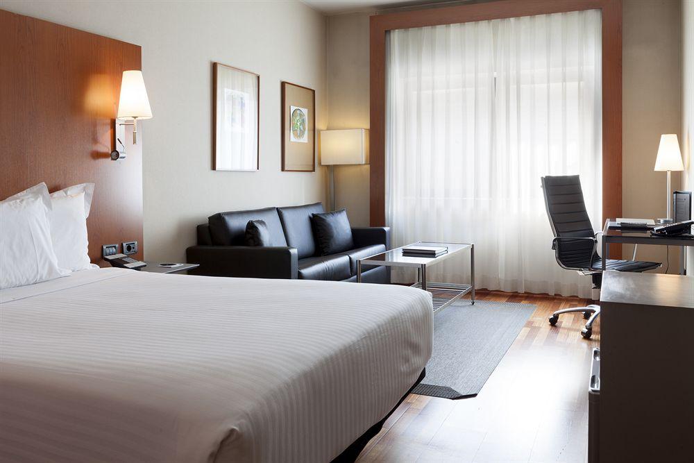 Ac Hotel Aravaca By Marriott Мадрид Экстерьер фото